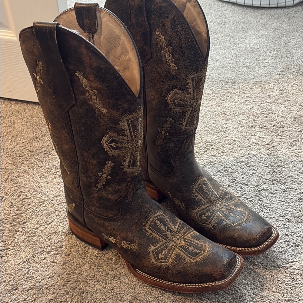Corral Cowboy Boots